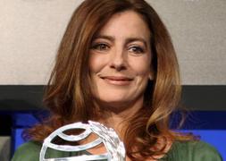 La periodista Ángeles Caso gana el Premio Planeta con una novela sobre la inmigración