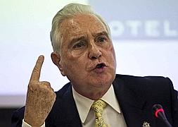 Imagen de archivo de Carlos Dívar. / Daniel Pérez (Efe)