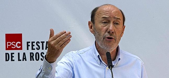 Alfredo Pérez Rubalcaba, en la Fiesta de la Rosa del PSC en Gavá. / Foto: Efe | Vídeo: Atlas