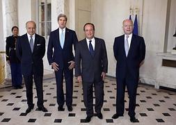 Hollande, Kerry, Hague, y Fabius./ Efe