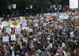 Manifestación en Madrid contra la Lomce. / Efe | Vídeo: Atlas