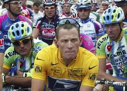 Armstrong (c), antes de la salida de una etapa del Tour de Francia de 1989. / Eric Gaillard (Reuters)
