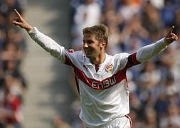 Hitzlsperger celebra un gol con el Arminia Bielefeld. / Ina Fassbender (Reuters)