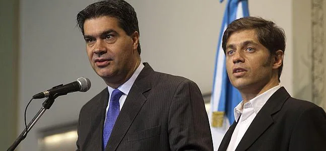 El jefe del Gabinete del Gobierno, Jorge Capitanich, junto al ministro de Economía, Axel Kicillof. / Reuters