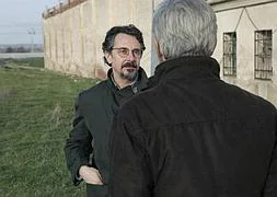 Eugenio se "reencuentra" con Antonio en 'Cuéntame'./ RTVE