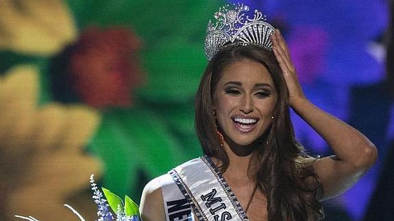 Nia Sánchez, convertida en Miss USA. 