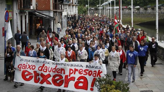 Marcha de apoyo a las preso de ETA, celebrada en Ondarroa