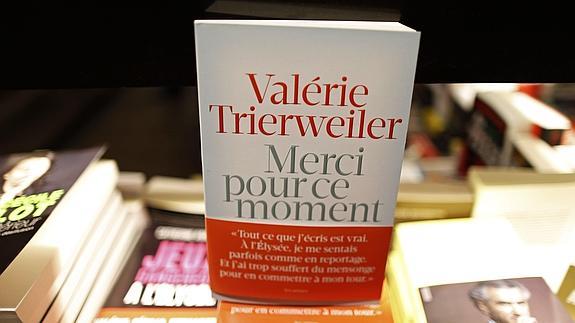 Portada del libro de Trierweiler.
