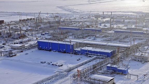 La compañía energética Gazprom, muestra las instalaciones y los edificios de la compañía en Bovarenko, Rusia 