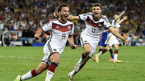 Mario Götze celebra su gol en la final del Mundial 2014. 