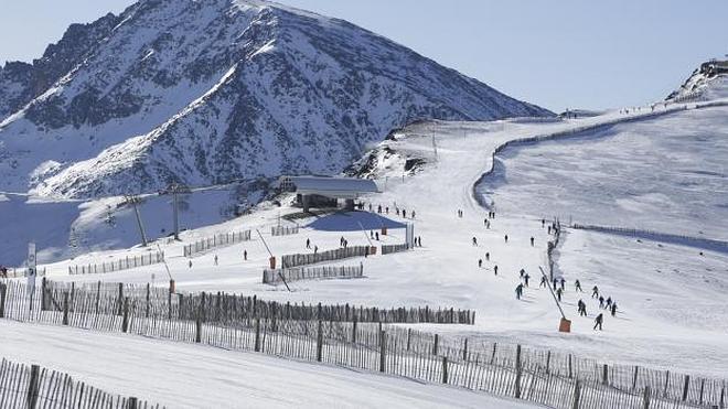 Imagen de un evento de esquí de montaña en la estación de Grandvalira