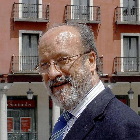 León de la Riva.