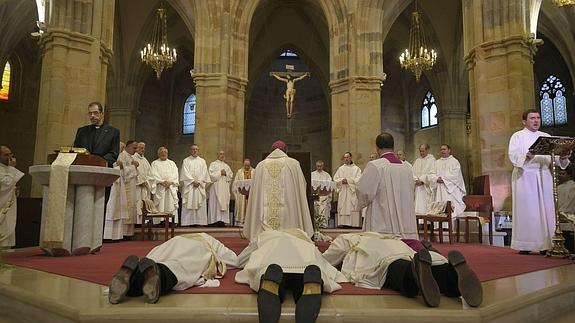 Cae un 10% el número de sacerdotes ordenados, pero aumentan los seminaristas