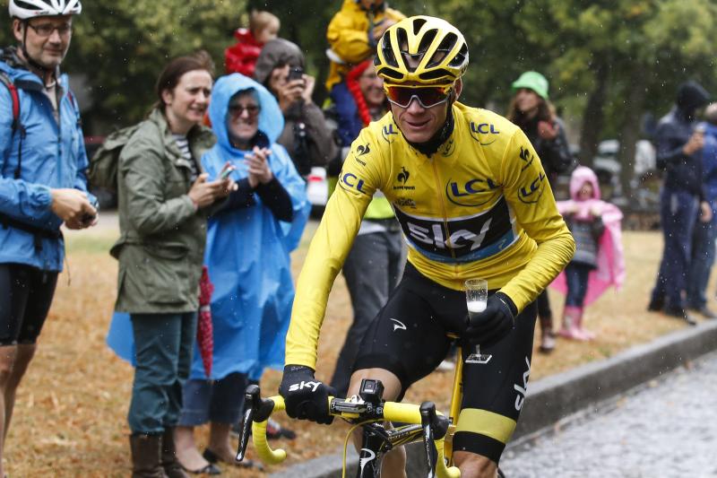 Froome. brinda por su victoria en el Tour 2015. 