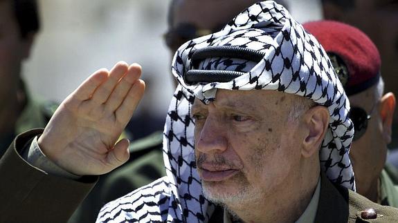 El líder palestino Yaser Arafat, en 2001.