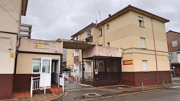 Cuartel de la Guardia Civil de Ponteareas (Pontevedra).