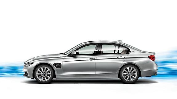 BMW 330e, desde 45.300 euros