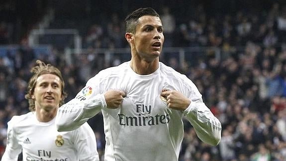 Cristiano Ronaldo celebra uno de sus goles ante la Real Sociedad. 