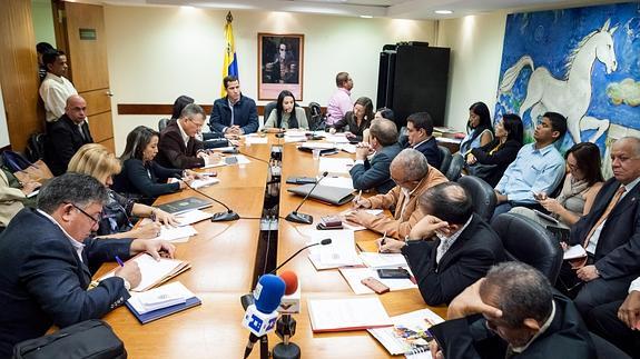 Reunión de la comisión de Política Interior de la Asamblea Nacional venezolana.
