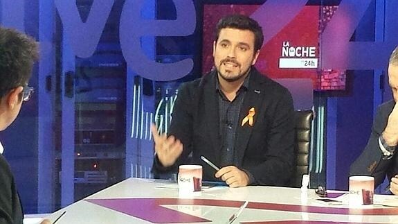 Garzón denuncia el «tacticismo» en las negociaciones para la investidura