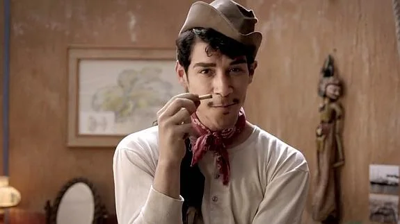 El actor Oscar Jaenada en el papel de 'Cantinflas'.