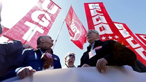 Los secretarios generales de CCOO y UGT, Ignacio Fernández Toxo y Pepe Álvarez. 