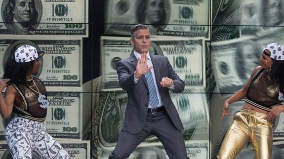 George Clooney, mitad gurú mitad showman en 'Money Monster'. 