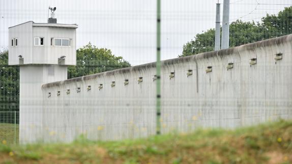 Finaliza sin heridos la toma de rehenes en la prisión francesa de Le Mans