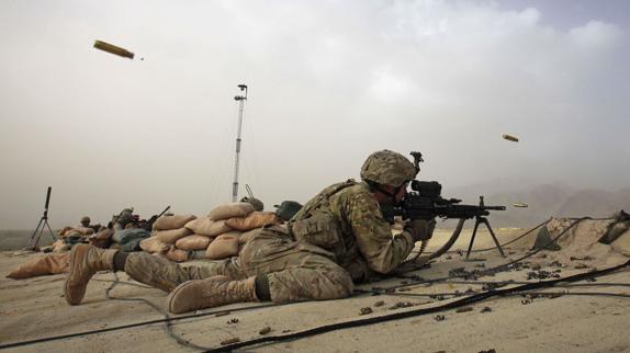 Un soldado en Afganistán.