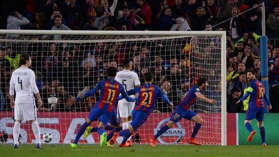 Sergi Roberto marca el gol que culminó la gesta. 