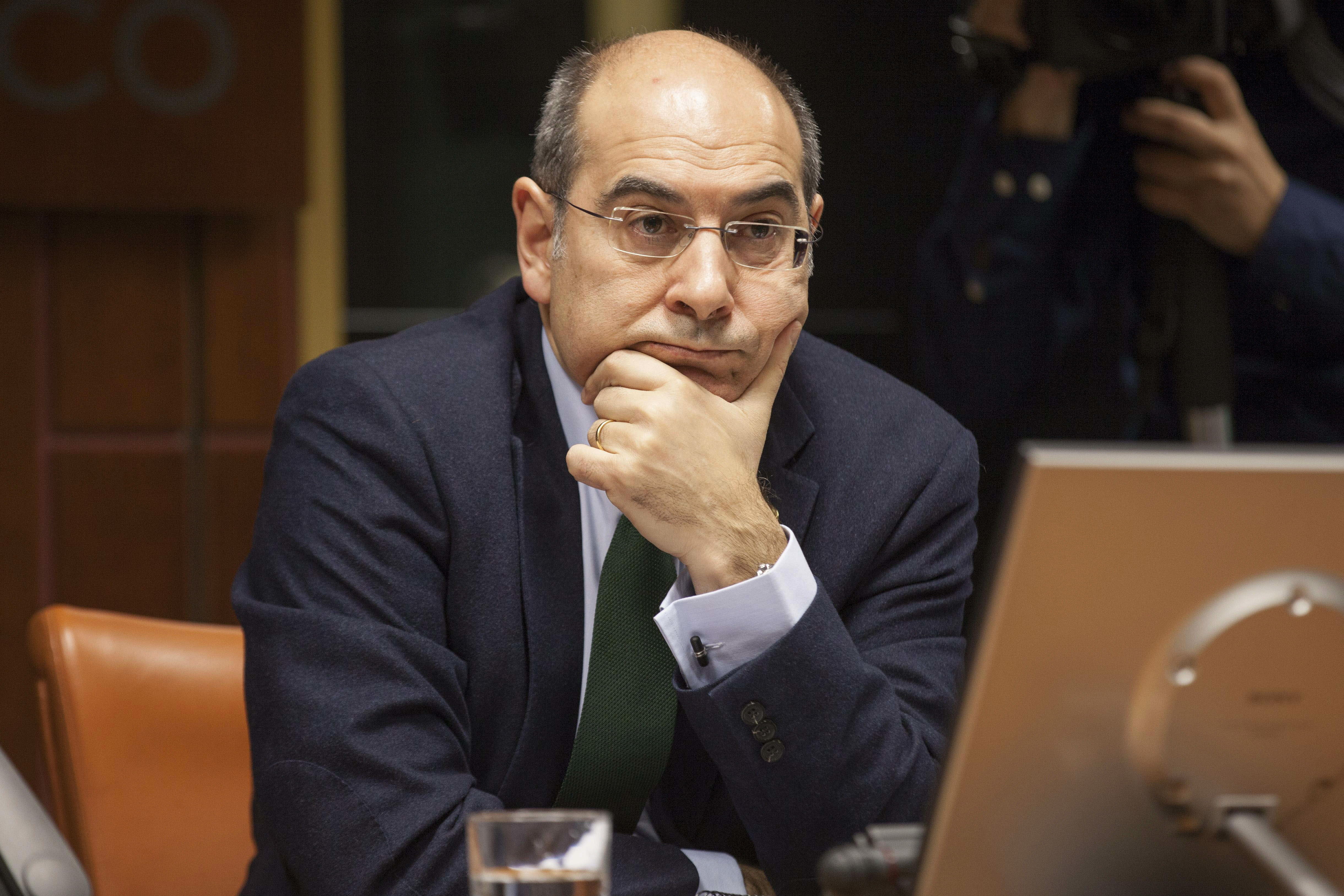 El consejero de Salud, durante una comparecencia la semana pasada.