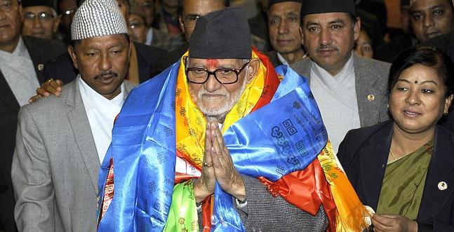 Sushil Koirala, el presidente de Nepal no tiene casa ni coche. Vivía en un modesto piso de alquiler con su sobrino