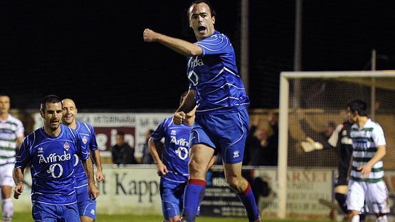 Larreategi es un jugador al que el nuevo técnico tiene en alta estima.