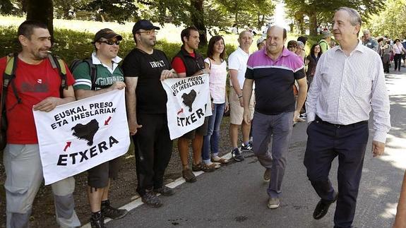 Andoni Ortuzar, e Iñaki Anasagasti han sido dos de los cargos del PNV que han  participado en la cadena