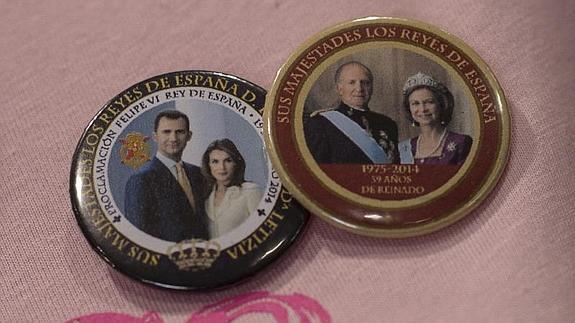 Las chapas pueden adquirirse por 3,50 euros.