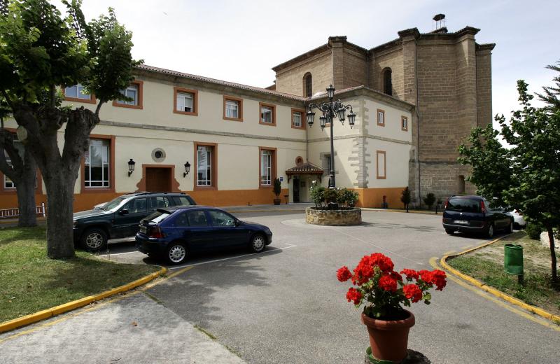 La Hospedería Convento Miranda cuenta con servicio de restaurante y 36 habitaciones.
