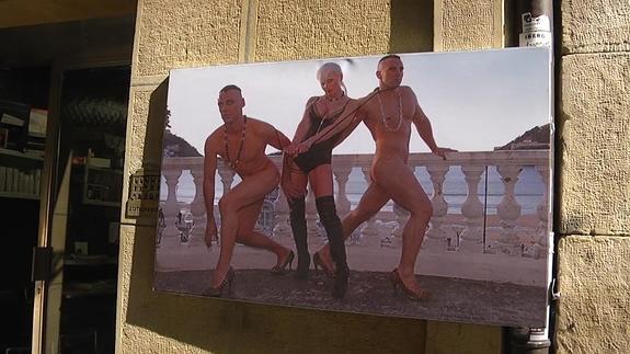 Cartel por el que un vecino denunció al establecimiento. 