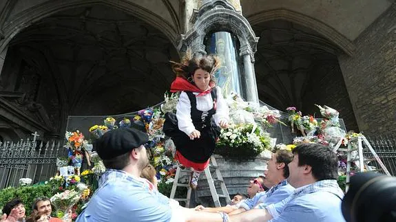 La ofrenda floral ha estado llena de momentos divertidos