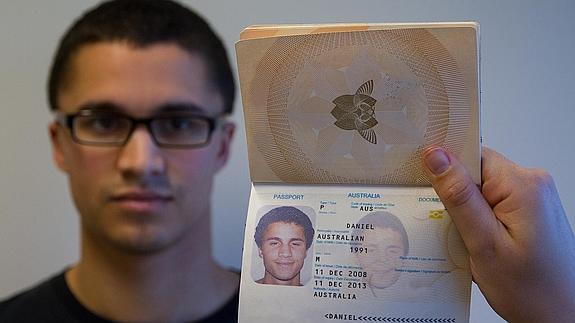 Un ejemplo de cómo era la prueba. En este caso, la persona se corresponde con la imagen del pasaporte.