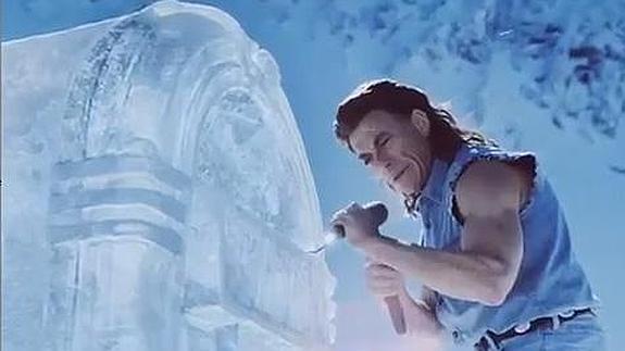 Van Damme, cada vez más 'freaky'