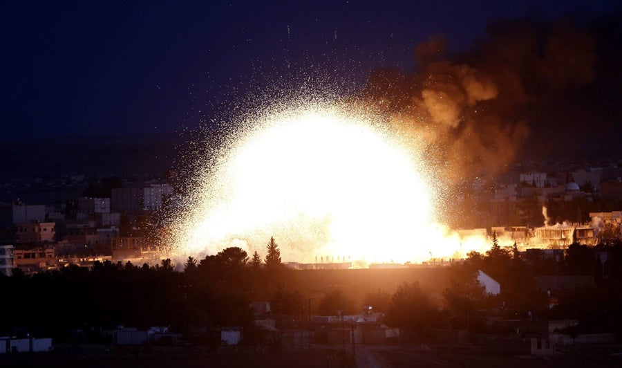 Una explosión, en la ciudad kurdosiria de Kobani. 