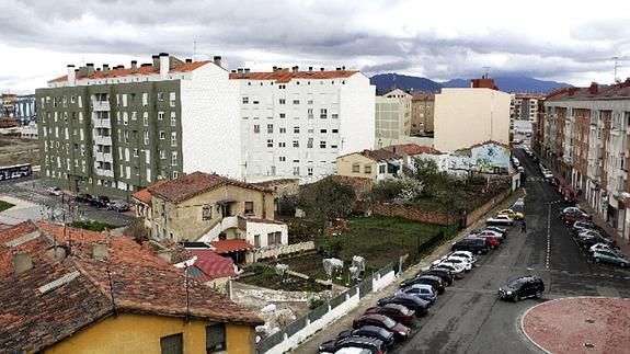 Las viviendas construidas en Ronda del Ferrocarril, carretera de Logroño y Rafael Alberti constituyen a día de hoy la gran promoción de la empresa municipal. 