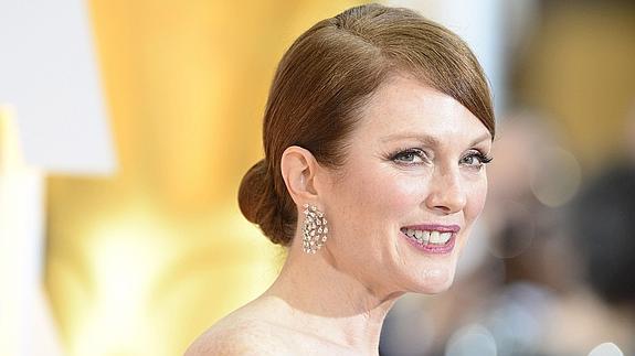 Julianne Moore.