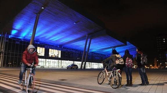 La nueva estación de Vitoria, en la plaza de Euskaltzaindia. 