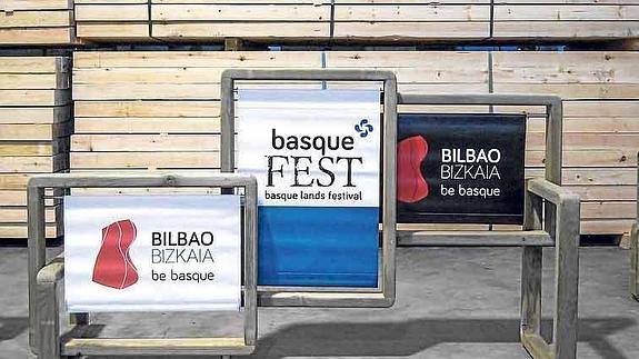 La valla de diseño permite incorporar publicidad.