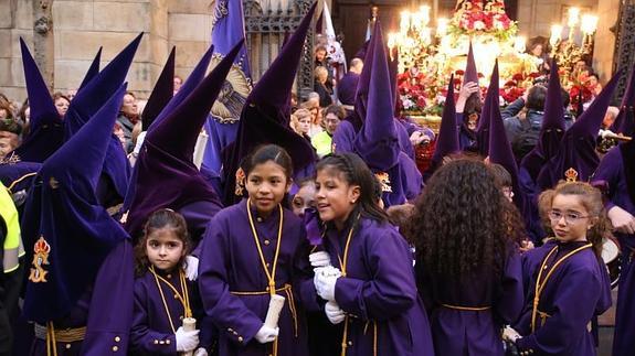 Los más pequeños disfrutaron de la procesión.