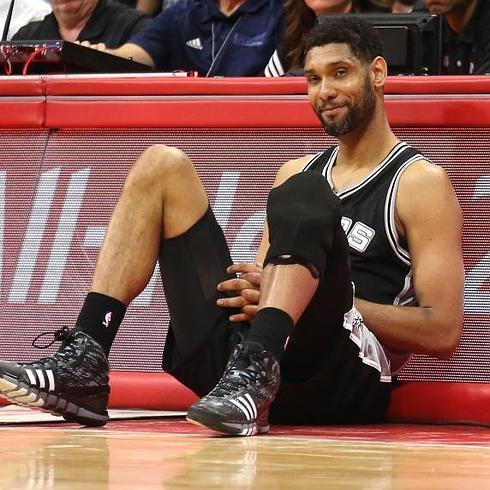 Tim Duncan, que sopesa jubilarse, resignado tras la derrota ante los Clippers