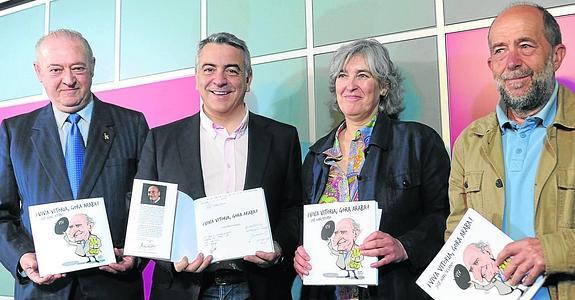 Javier Cameno, Javier de Andrés, Elena Sedano y Josemari Velez de Mendizabal. 