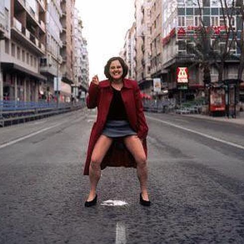 Águeda Bañón en una de las fotografías con las que pretendía reivindicar el papel de la mujer en el cine erótico.