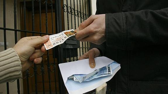 Representación del timo del 'tocomocho' en Vitoria. 